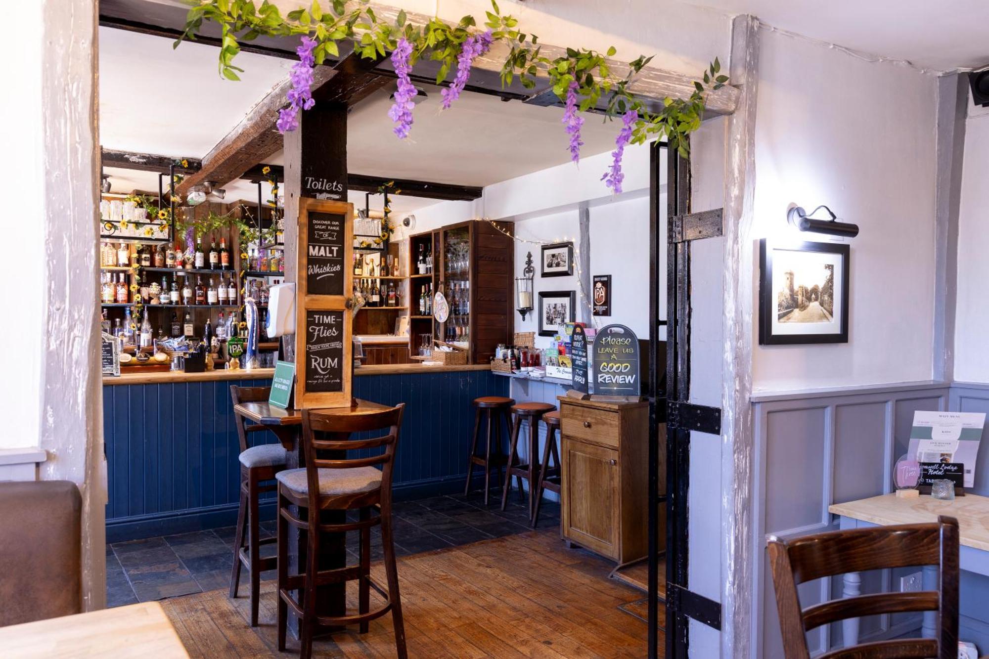Cromwell Lodge Hotel By Greene King Inns Banbury Bagian luar foto