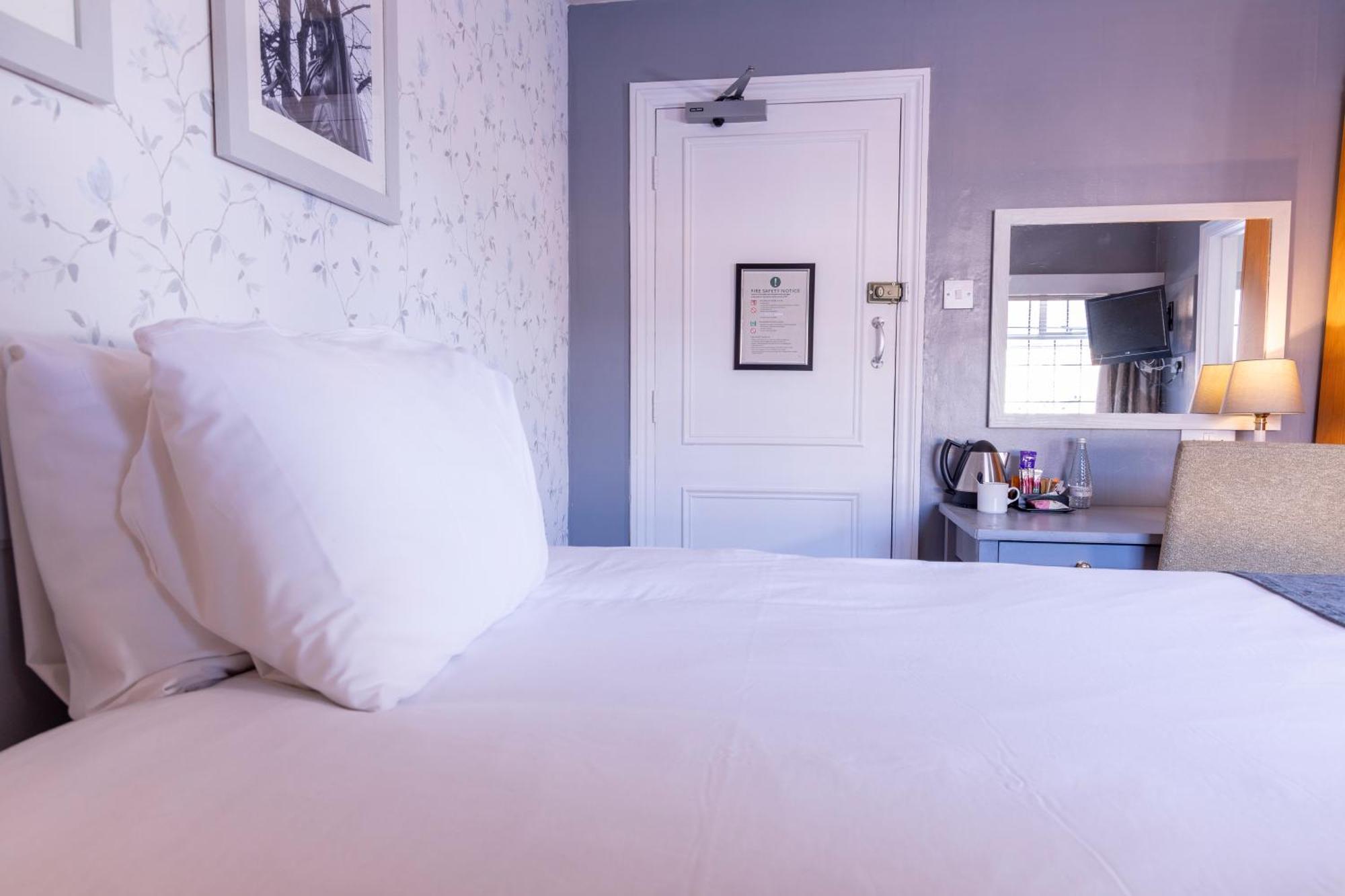 Cromwell Lodge Hotel By Greene King Inns Banbury Bagian luar foto