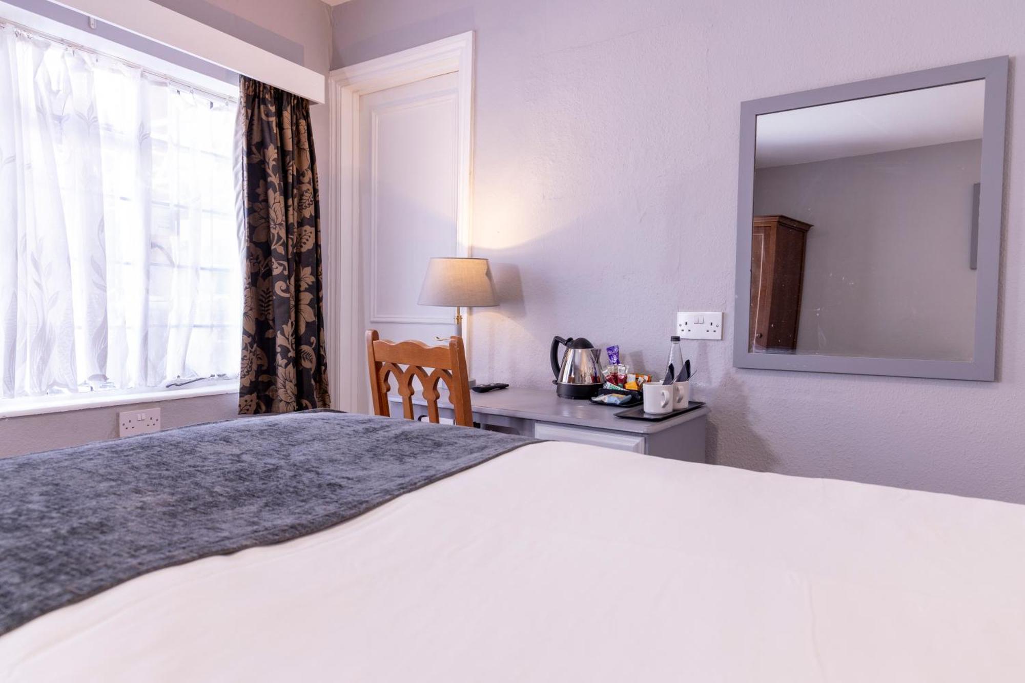 Cromwell Lodge Hotel By Greene King Inns Banbury Bagian luar foto