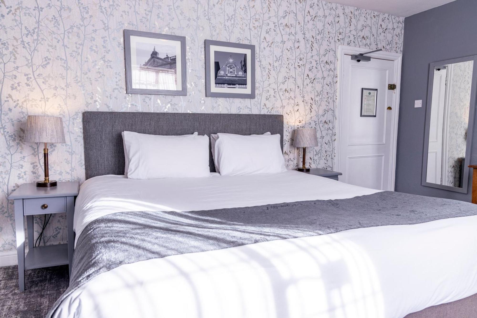 Cromwell Lodge Hotel By Greene King Inns Banbury Bagian luar foto